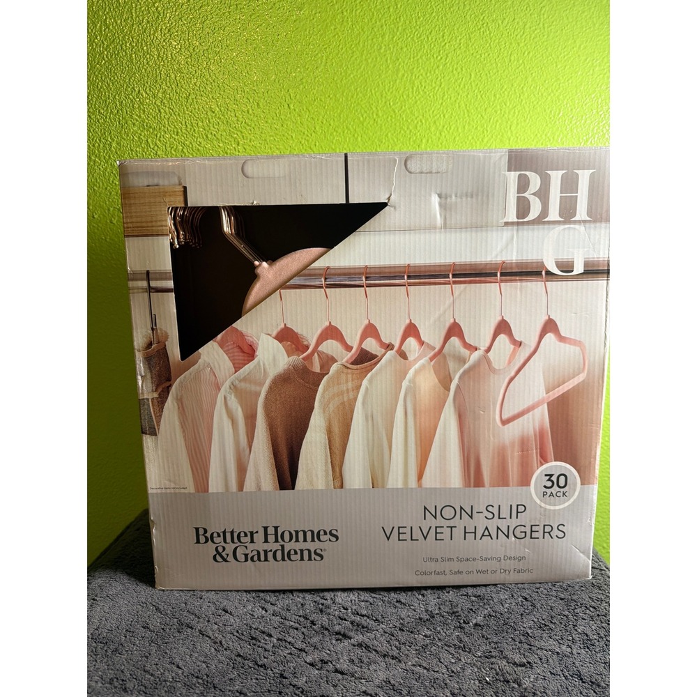Better Homes & Gardens 30 Pack Non-Slip Velvet Hangers Pink Rose Gold Hook